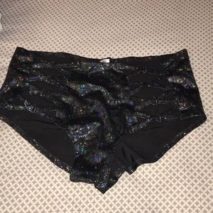 Rave shorts